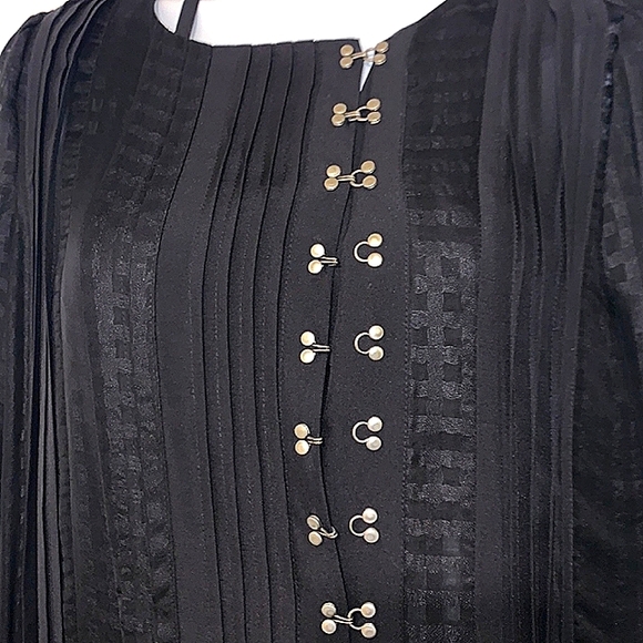 MOGG BLACK CREPE LATCH HOOK  MINI PLEATED FLAIR DRESS NWOT SIZE M/L - Picture 4 of 6